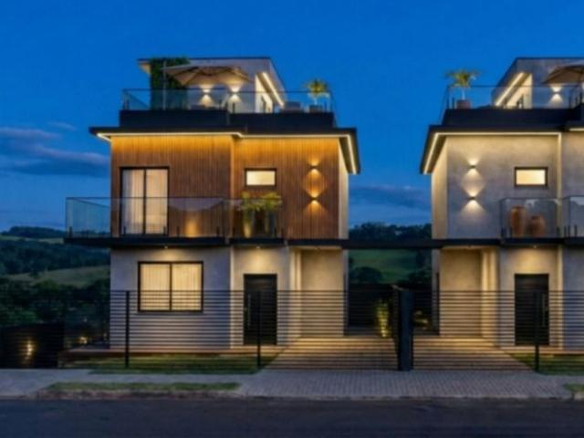 Sobrado venda em Região Geográfica Imediata de Curitiba, Região Metropolitana de Curitiba