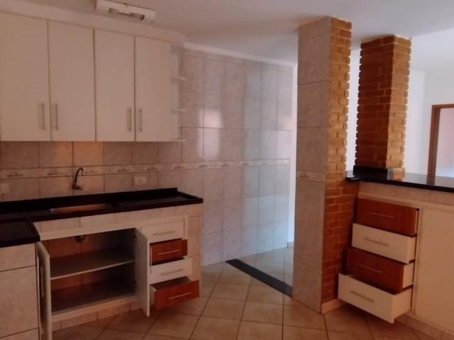 Sobrado venda em Região Imediata de São José dos Campos, Região Metropolitana do Vale do Paraíba e Litoral Norte