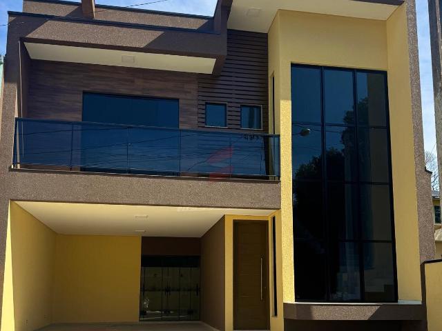 Sobrado venda em Região Geográfica Imediata de Curitiba, Região Metropolitana de Curitiba