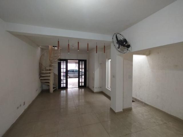 Sobrado aluguel em Suzano