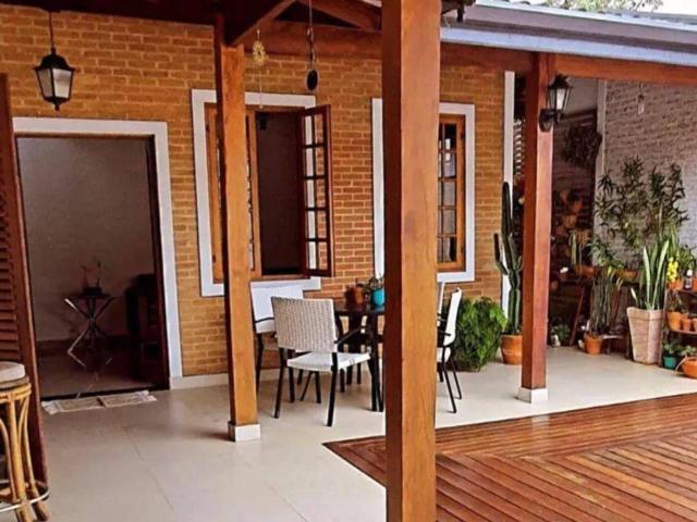 Sobrado venda em Região Imediata de Caraguatatuba-Ubatuba-São Sebastião, Região Metropolitana do Vale do Paraíba e Litoral Norte