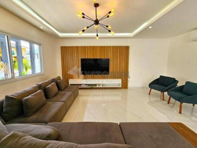 Casa venda em Região Imediata de Caraguatatuba-Ubatuba-São Sebastião, Região Metropolitana do Vale do Paraíba e Litoral Norte