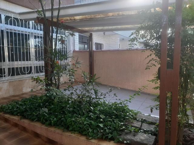 Sobrado aluguel em Região Imediata de Santos, Região Metropolitana da Baixada Santista