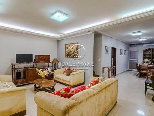 Casa venda em Região Geográfica Imediata do Distrito Federal, Região Integrada de Desenvolvimento do Distrito Federal e Entorno