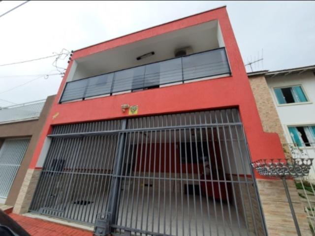 Sobrado venda em Região Geográfica Imediata de Curitiba, Região Metropolitana de Curitiba
