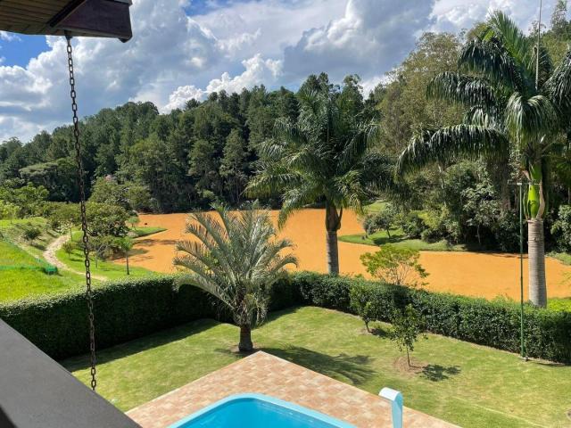 Sobrado venda em Região Imediata de São José dos Campos, Região Metropolitana do Vale do Paraíba e Litoral Norte