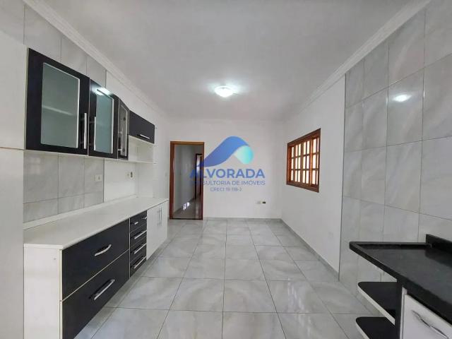 Sobrado aluguel em Região Imediata de São José dos Campos, Região Metropolitana do Vale do Paraíba e Litoral Norte