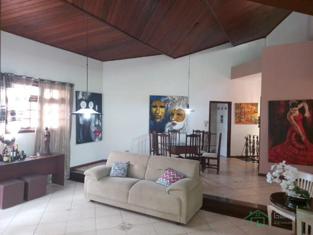Sobrado venda em Região Imediata de São José dos Campos, Região Metropolitana do Vale do Paraíba e Litoral Norte