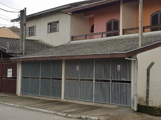 Sobrado aluguel em Região Imediata de São José dos Campos, Região Metropolitana do Vale do Paraíba e Litoral Norte