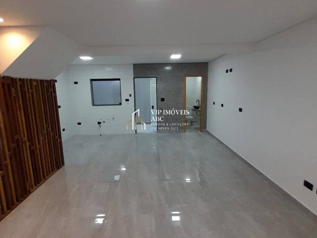 Sobrado venda em Jardim Leonilda, Santo André
