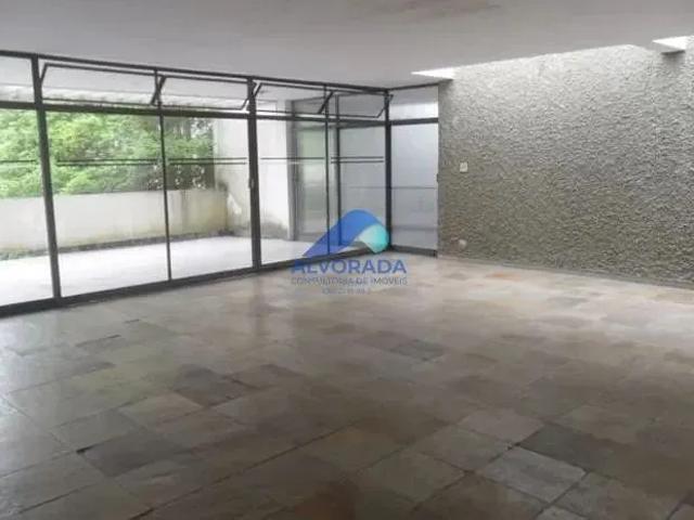 Sobrado aluguel em Região Imediata de São José dos Campos, Região Metropolitana do Vale do Paraíba e Litoral Norte