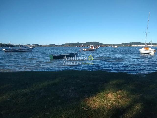 Sobrado venda em Cabo Frio