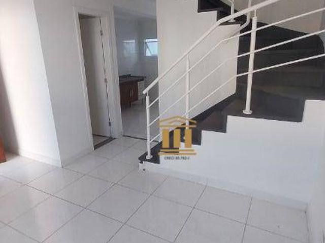 Sobrado aluguel em Região Imediata de São José dos Campos, Região Metropolitana do Vale do Paraíba e Litoral Norte