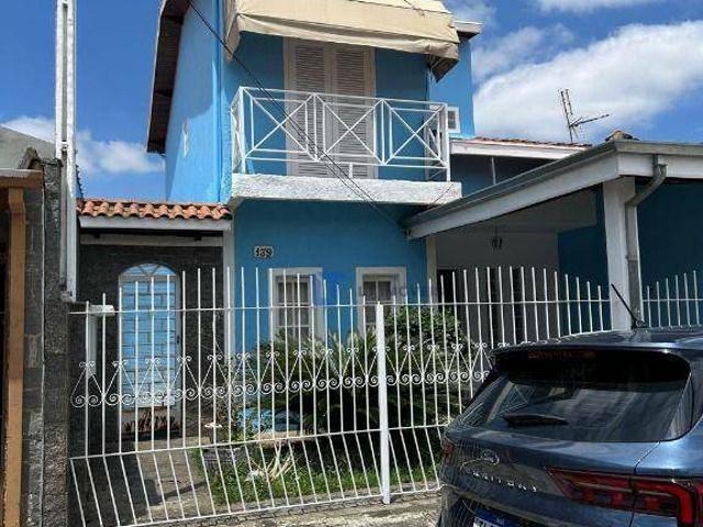 Sobrado aluguel em Região Imediata de São José dos Campos, Região Metropolitana do Vale do Paraíba e Litoral Norte