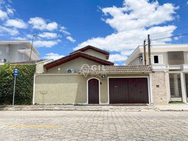 Sobrado venda em Região Imediata de São José dos Campos, Região Metropolitana do Vale do Paraíba e Litoral Norte