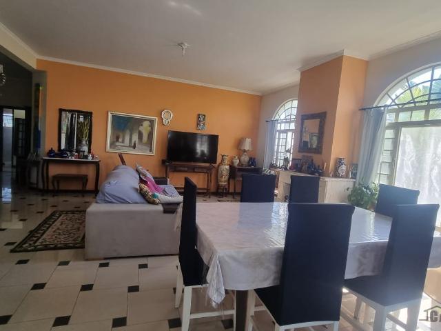 Sobrado venda em Jacareí