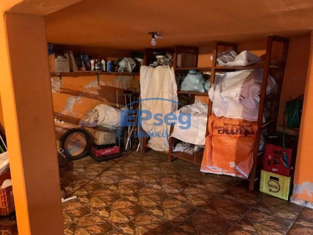 Sobrado venda em Conjunto Semíramis Barros Braga, Londrina