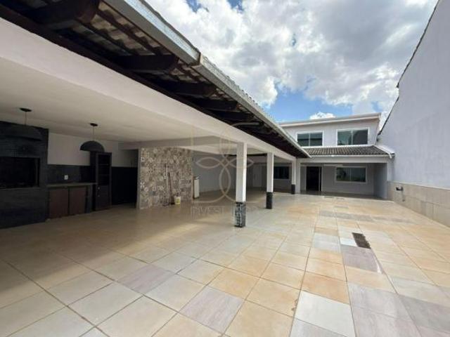 Casa venda em Região Geográfica Imediata do Distrito Federal, Região Integrada de Desenvolvimento do Distrito Federal e Entorno