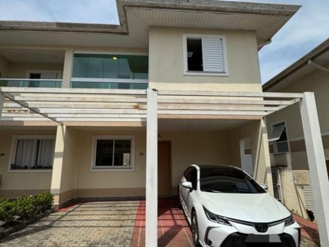 Sobrado venda em Jardim Vitória, Suzano