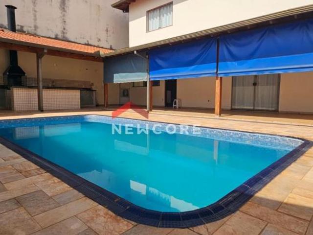 Casa venda em Bauru
