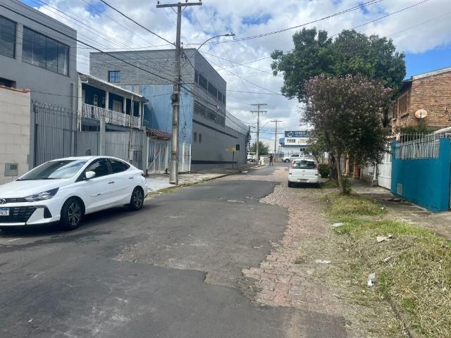 Sobrado venda em Região Geográfica Imediata de Porto Alegre, Região Metropolitana de Porto Alegre