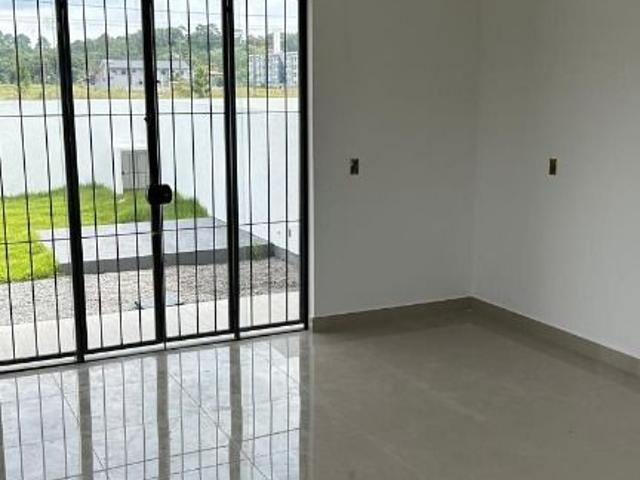 Sobrado venda em Região Geográfica Imediata de Florianópolis, São José