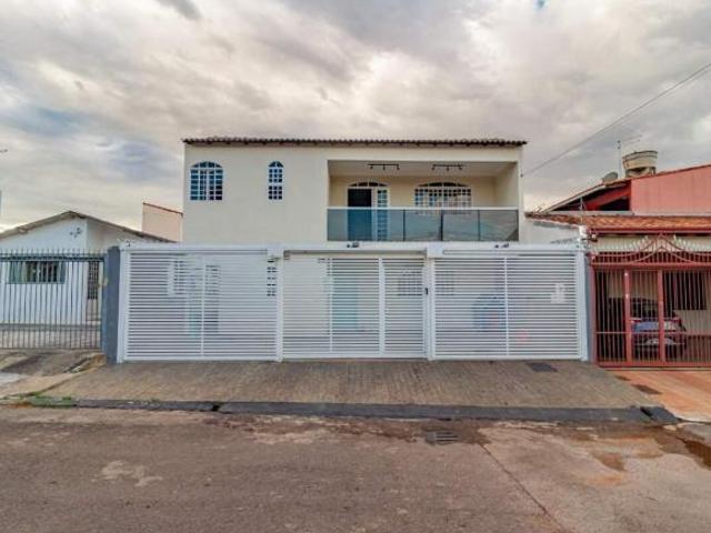 Casa venda em Região Geográfica Imediata do Distrito Federal, Região Integrada de Desenvolvimento do Distrito Federal e Entorno