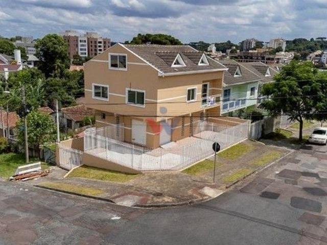 Sobrado venda em Região Geográfica Imediata de Curitiba, Região Metropolitana de Curitiba