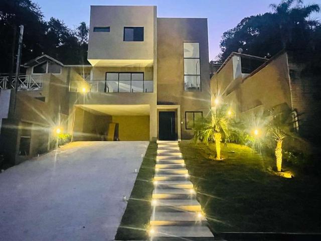 Sobrado venda em Região Imediata de São Paulo, Região Metropolitana de São Paulo