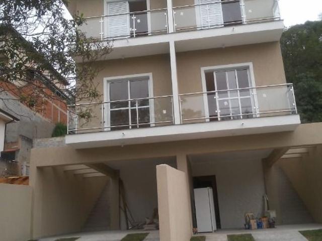 Sobrado aluguel em Cotia