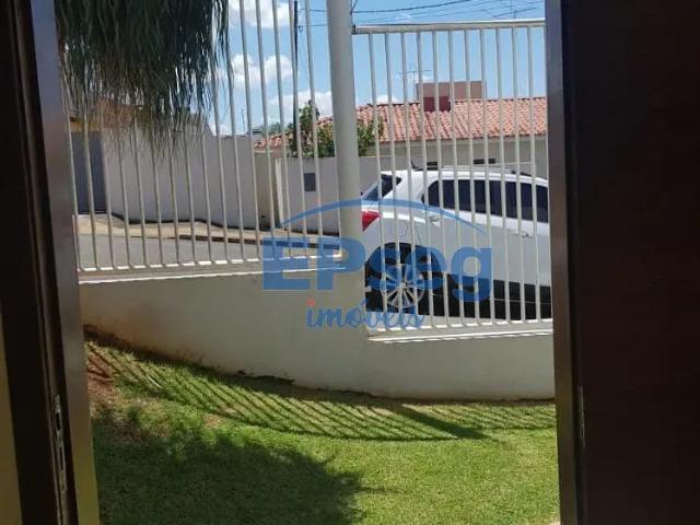 Sobrado venda em Centro, Cambé