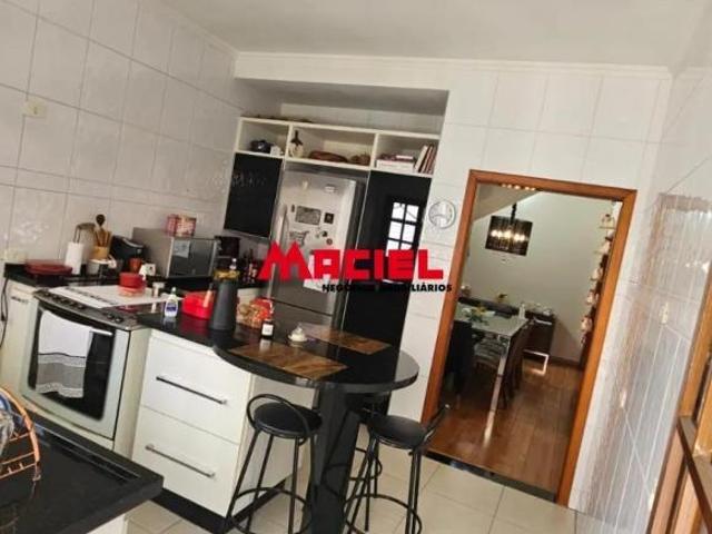 Casa venda em Região Imediata de São José dos Campos, Região Metropolitana do Vale do Paraíba e Litoral Norte