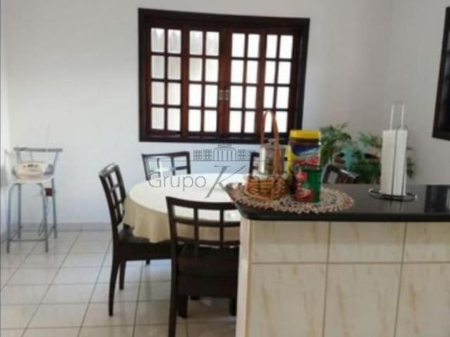 Casa venda em Região Imediata de São José dos Campos, Região Metropolitana do Vale do Paraíba e Litoral Norte