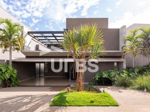 Casa venda em Região Geográfica Imediata de Goiânia, Goiânia