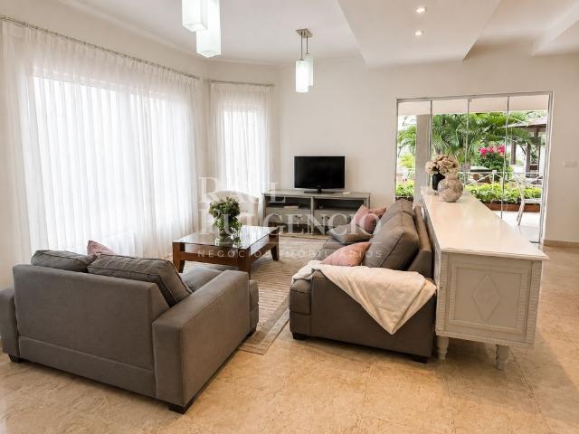 Casa aluguel em Região Geográfica Imediata de Londrina, Londrina