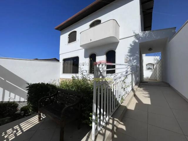 Sobrado aluguel em Biritiba-Mirim, São Paulo