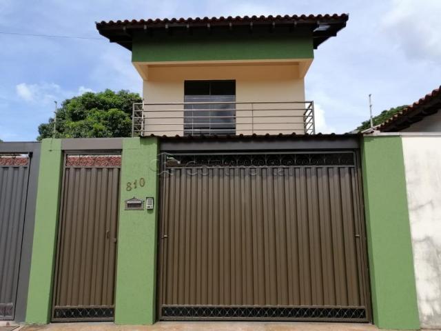 Casa aluguel em Região Geográfica Imediata de Oliveira, Oliveira