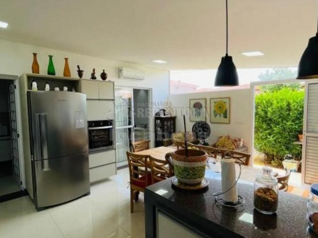 Casa venda em Região Imediata de São José do Rio Preto, Região Metropolitana de São José do Rio Preto
