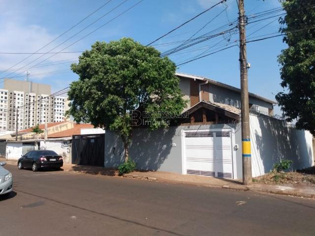 Sobrado venda em Região Imediata de Araraquara, Araraquara