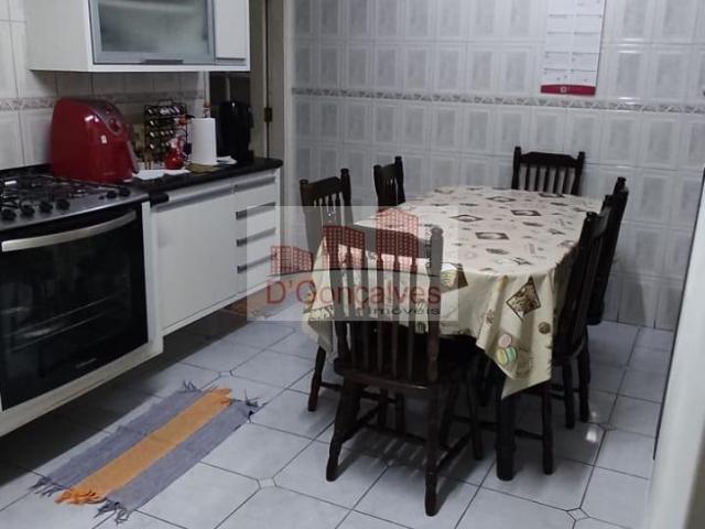 Sobrado venda em Região Imediata de Marília, Guaimbê