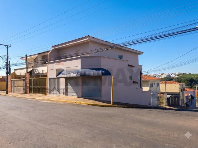 Sobrado venda em Região Imediata de Botucatu, Botucatu