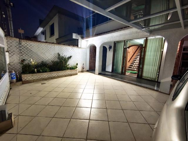 Sobrado venda em Região Imediata de Santos, Região Metropolitana da Baixada Santista