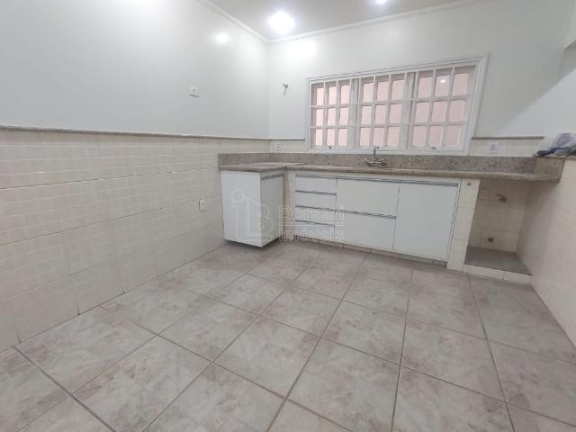Sobrado venda em Região Imediata de Araraquara, Araraquara