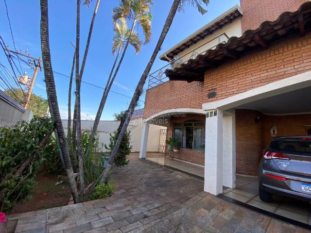 Sobrado venda em Região Imediata de Araraquara, Araraquara
