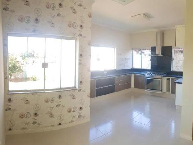 Casa venda em Região Imediata de Taubaté-Pindamonhangaba, Região Metropolitana do Vale do Paraíba e Litoral Norte