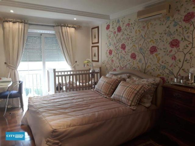 Sobrado venda em Santana de Parnaíba, São Paulo