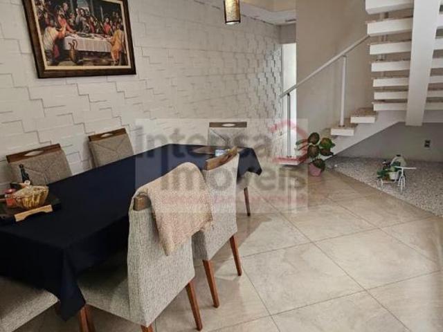 Casa venda em Região Imediata de Taubaté-Pindamonhangaba, Região Metropolitana do Vale do Paraíba e Litoral Norte