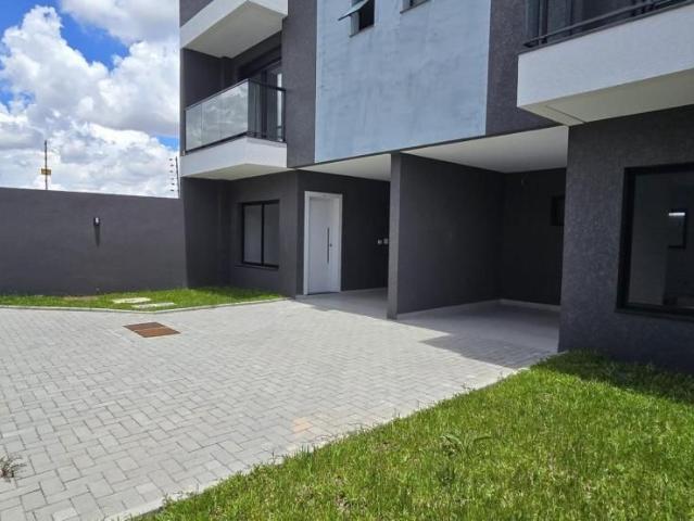 Sobrado venda em Região Geográfica Imediata de Curitiba, Região Metropolitana de Curitiba