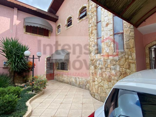 Sobrado venda em Região Imediata de Taubaté-Pindamonhangaba, Região Metropolitana do Vale do Paraíba e Litoral Norte