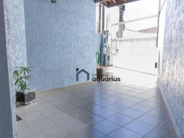Casa venda em Região Imediata de São José dos Campos, Região Metropolitana do Vale do Paraíba e Litoral Norte